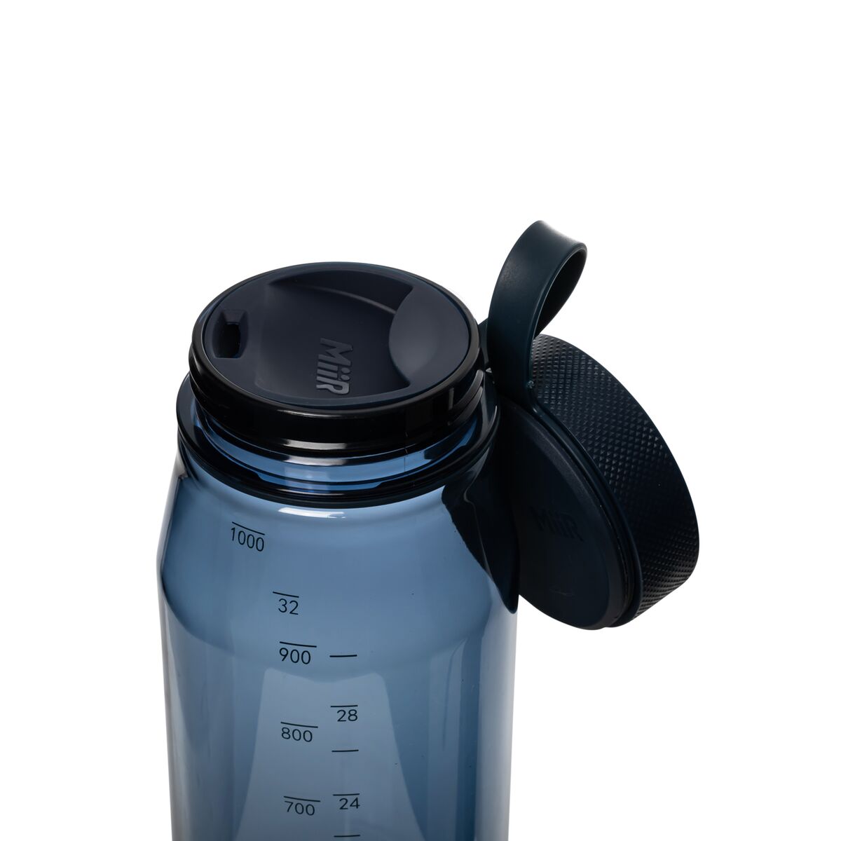 everywhere-bottle-k7 WebPDP-33oz_Everywhere_Bottle_TidalBlue__EWB1PN32215_X2Studio_TetherTwist.jpg
