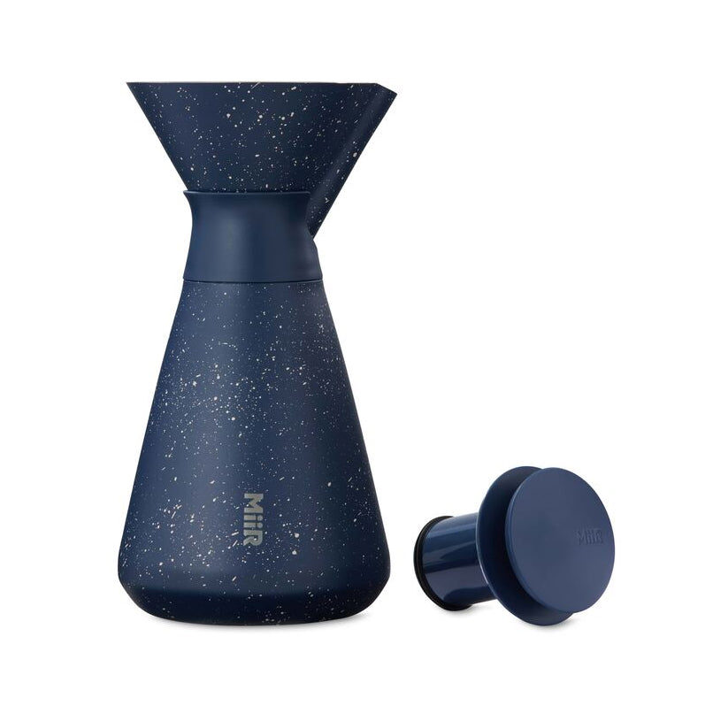 new-standard-carafe-t1 WebPDP-33oz_New_Standard_Carafe_Tidal_Blue_Speckle_Studio__CAR1SVOS225_Front_Lid_Staged.jpg