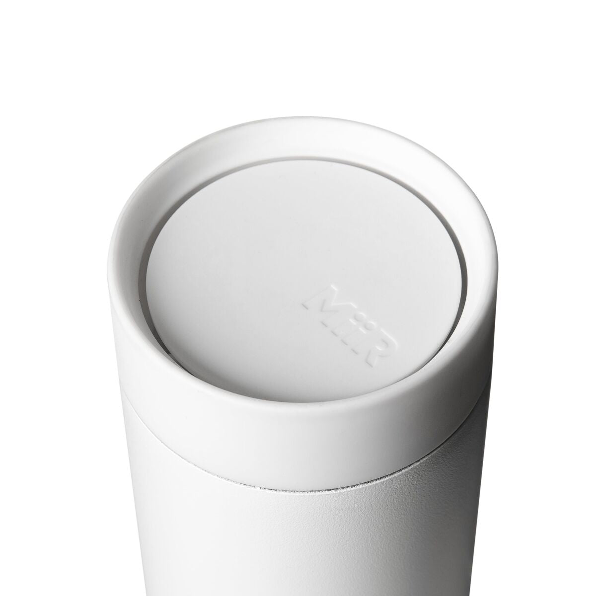 360-lid-d4 WebPDP-360_Lid_White__3602PNWM001_X2Studio_Closeup_Closed.jpg