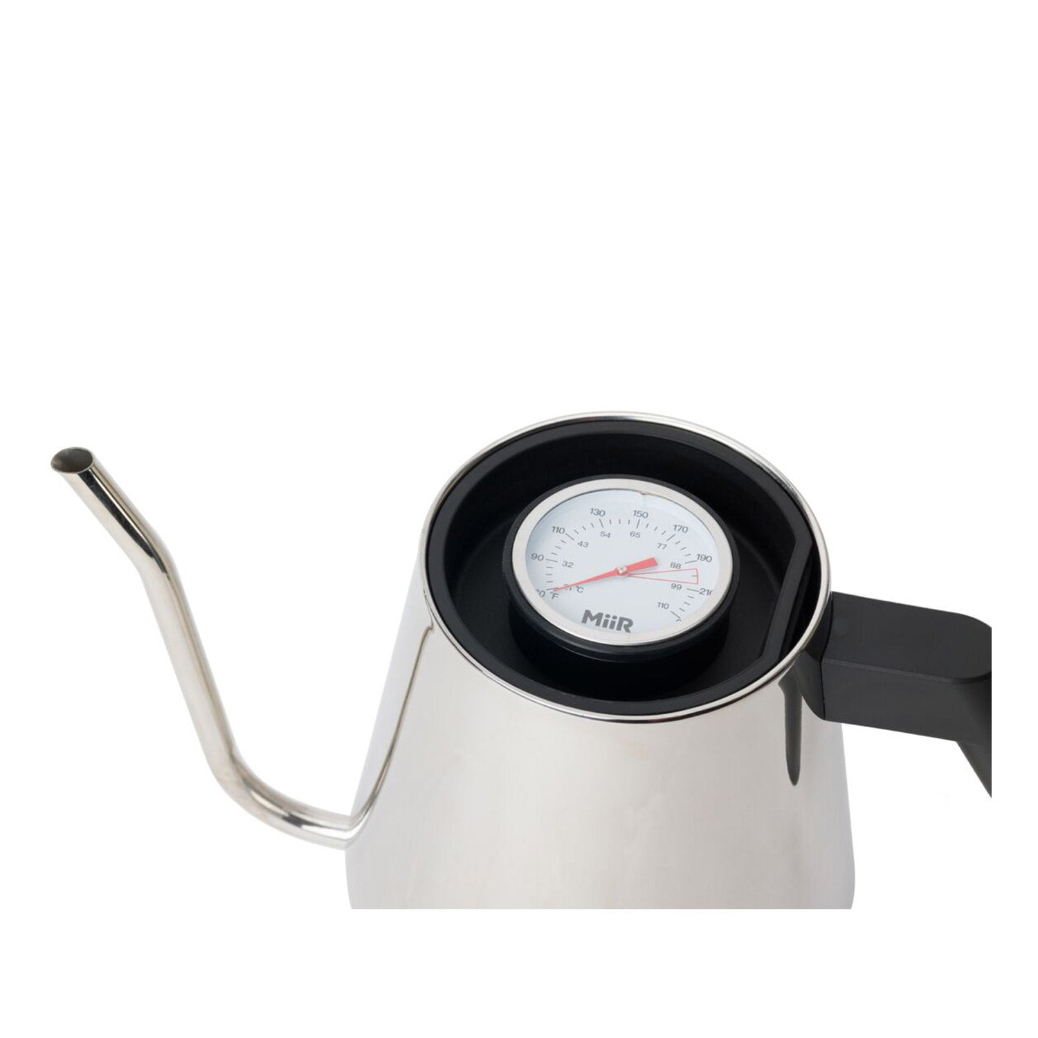 new-standard-pour-over-kettle-u3 WebPDP-Pour_Over_Kettle_Black_Studio_0222_45_Deg_Lid__POK1SNOS005.jpg
