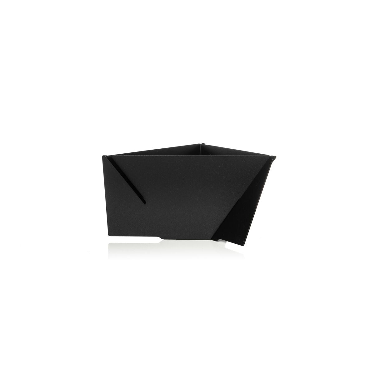 pourigami-r0 WebPDP-Pourigami_Black__POG2SN00002_Studio_Back.jpg