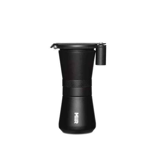 coffee-hand-grinder-q4 Web_PDP-50g_NS_Hand_Grinder_Black_Studio_0713_HGR1SNOS002_90.jpg